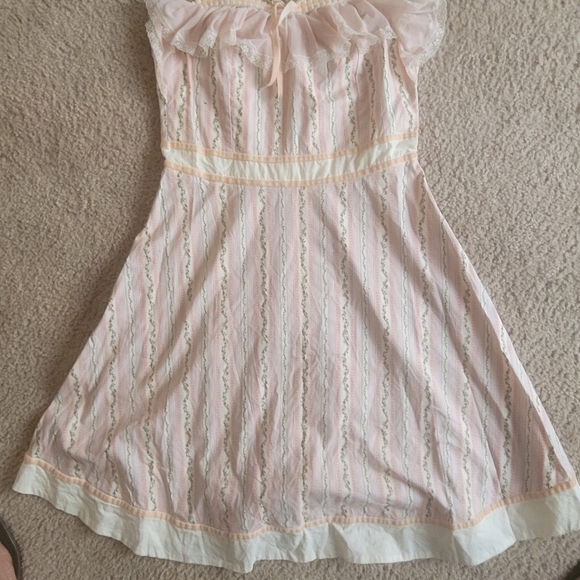 Cottage core dress made in Australia - Picture 2 of 14